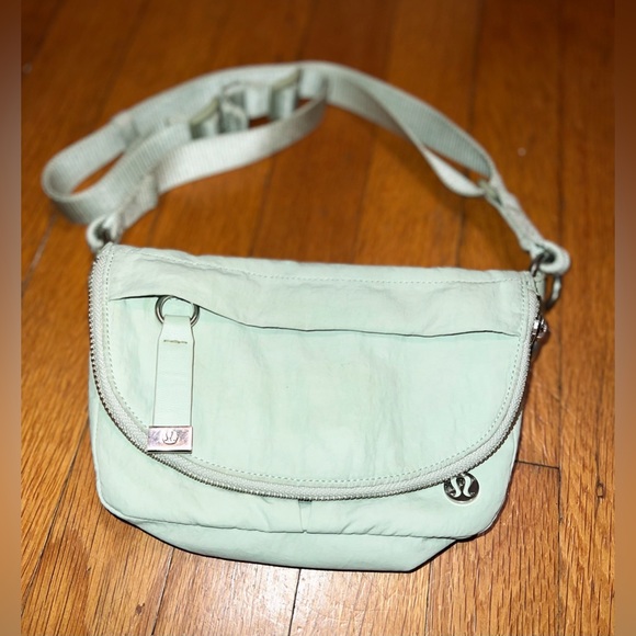 lululemon athletica Handbags - Lululemon all Night Festival Bag Micro